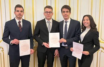 Ismét dobogón az ÁJK hallgatói