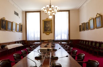Prof. Dr. Werner Schroeder előadása