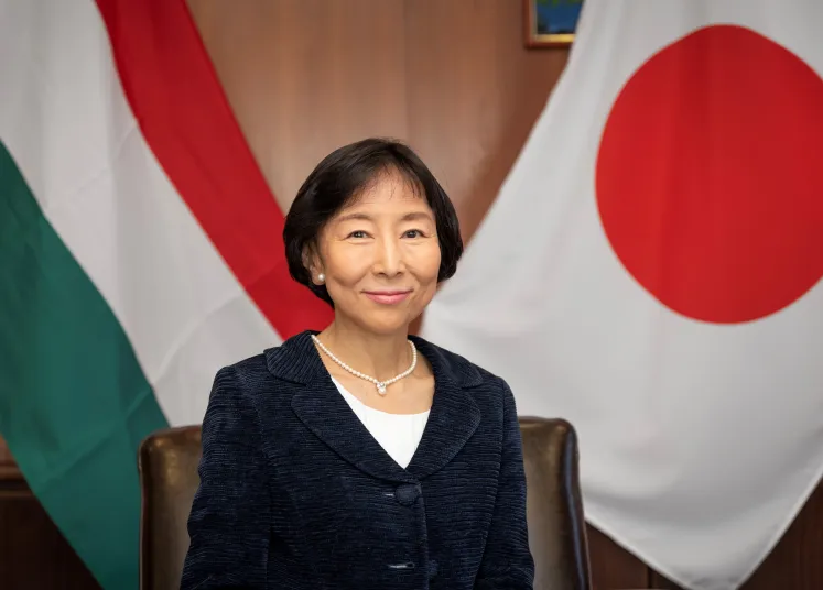 Hikariko Ono nagykövet